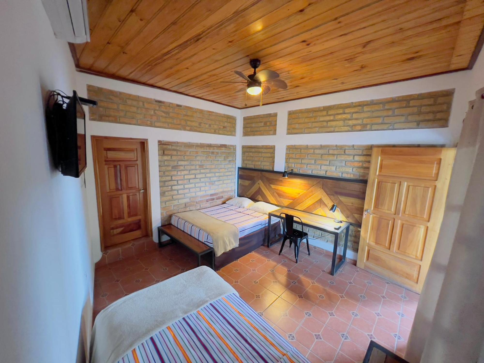 Jardin Cafe Hotel & Restaurant Gracias Luaran gambar