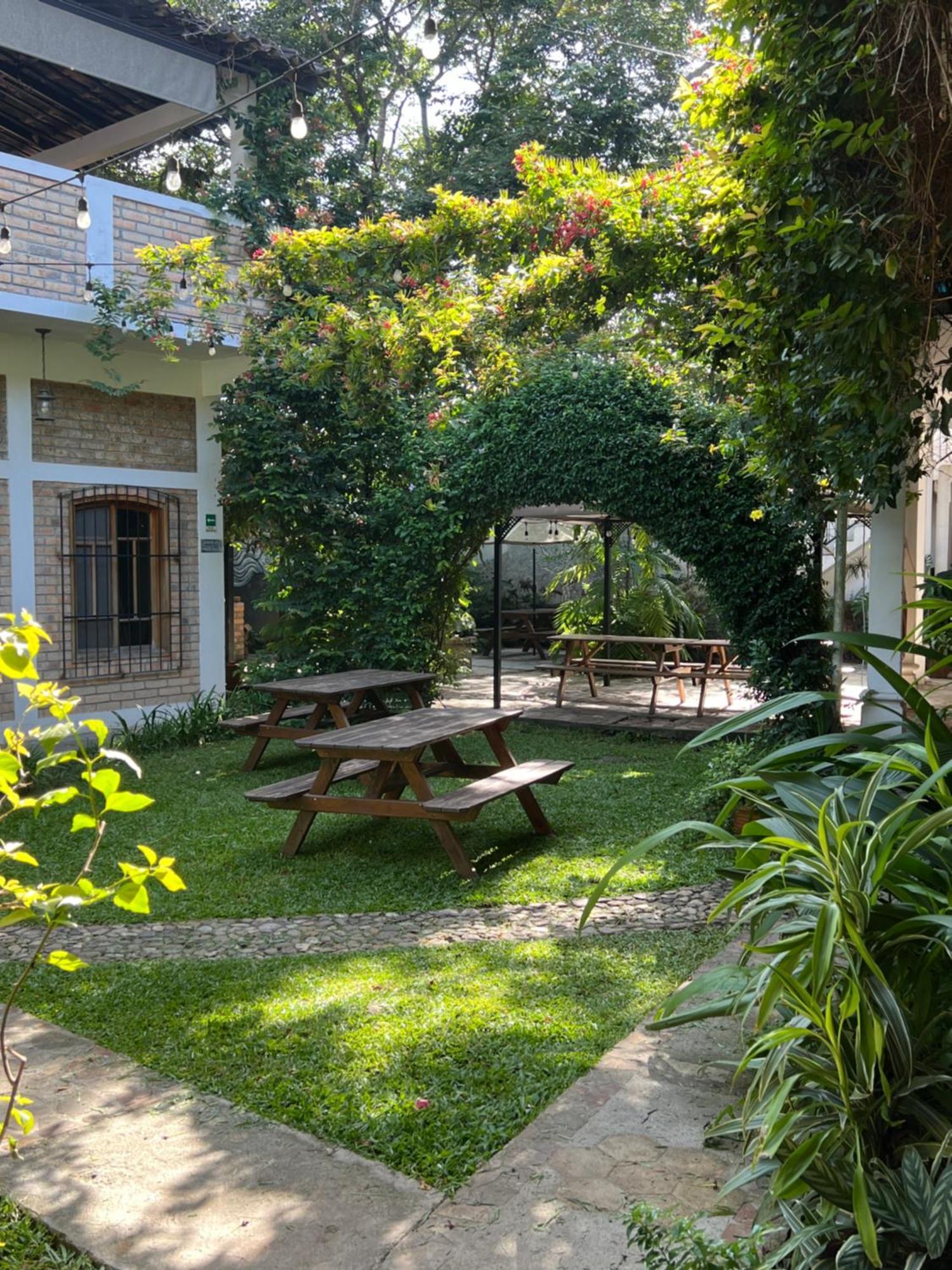 Jardin Cafe Hotel & Restaurant Gracias Luaran gambar